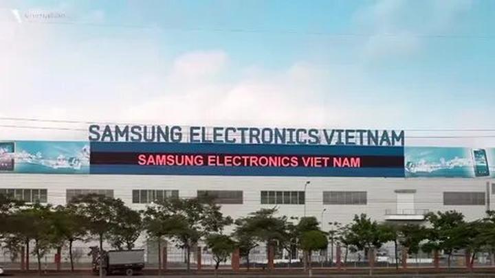Ai bảo mặc váy đen mùa hè là - Cảm hứng video marketing từ Hotspot Matrix